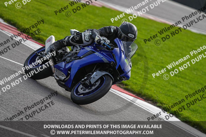 donington no limits trackday;donington park photographs;donington trackday photographs;no limits trackdays;peter wileman photography;trackday digital images;trackday photos